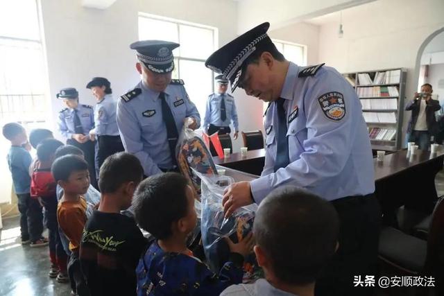 小小特警员教案（小小特警训练营）